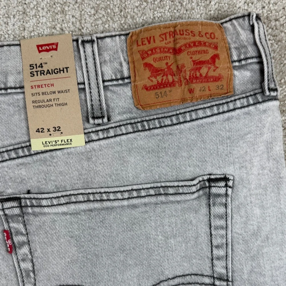 NEW Levi's 514 Mens 42x32 Straight Future Flex Stretch Gray Denim Jeans